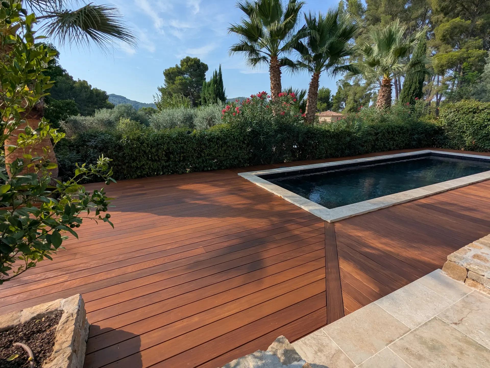 Terrasse bois réalisée par Wanaka Création