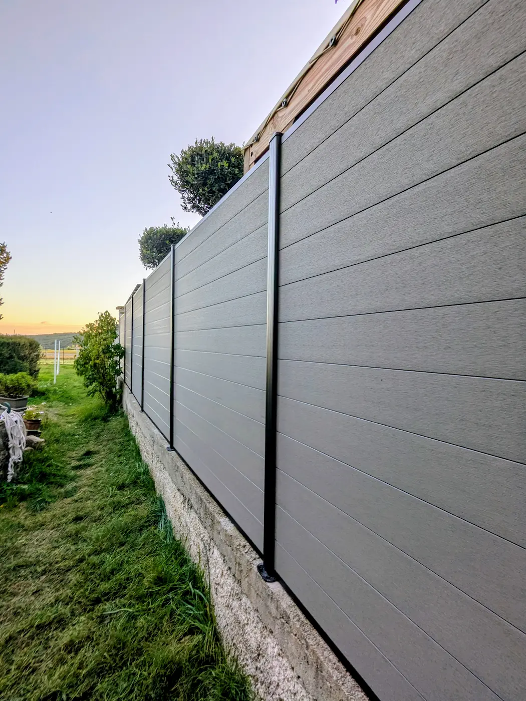 Aménagement extérieur bois réalisé par Wanaka Création