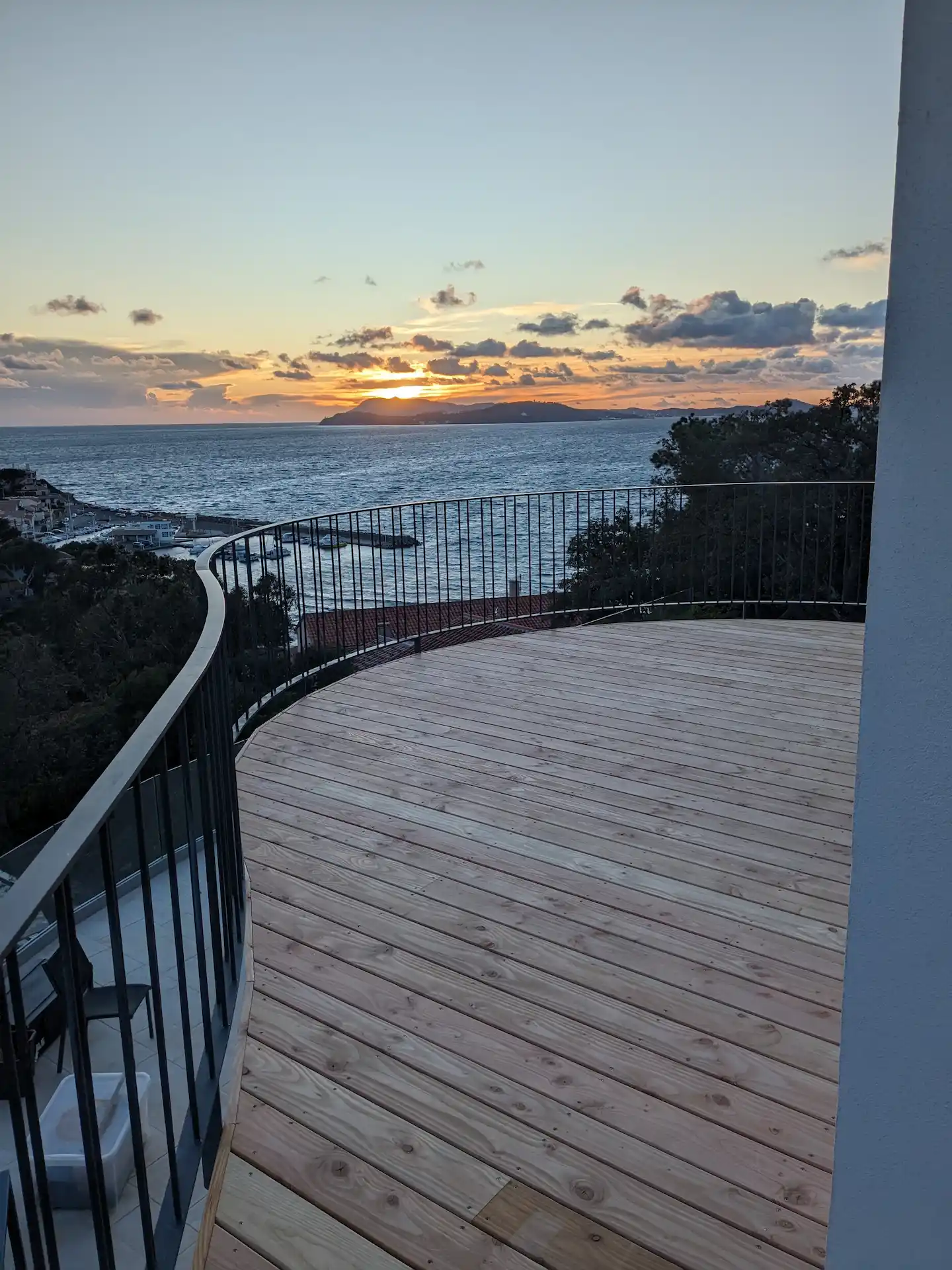 Terrasse en bois réalisée par Wanaka Création